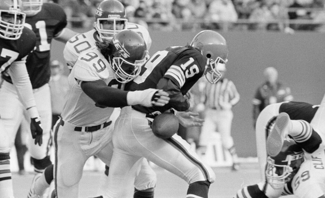 Throwback Gallery | Jets vs. Browns Through the Years