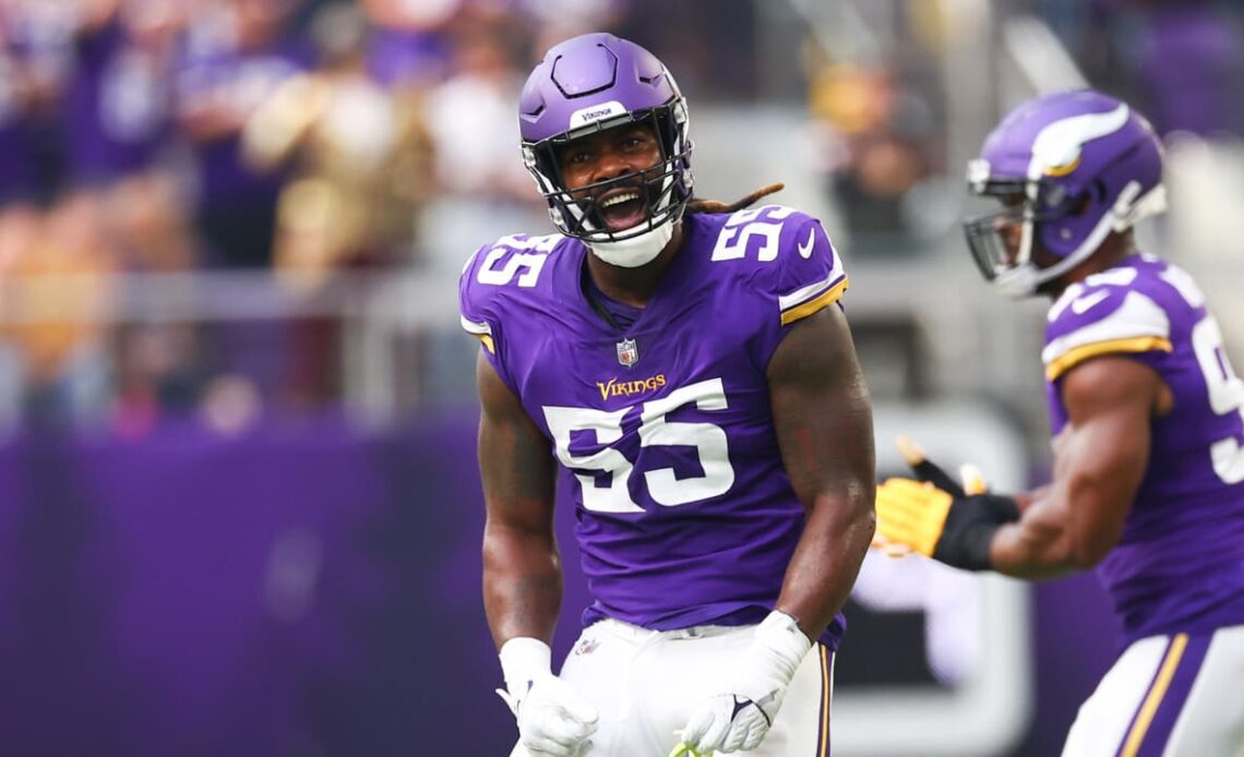 Za'Darius Smith's Takes Down Aaron Rodgers For First Sack As A Viking