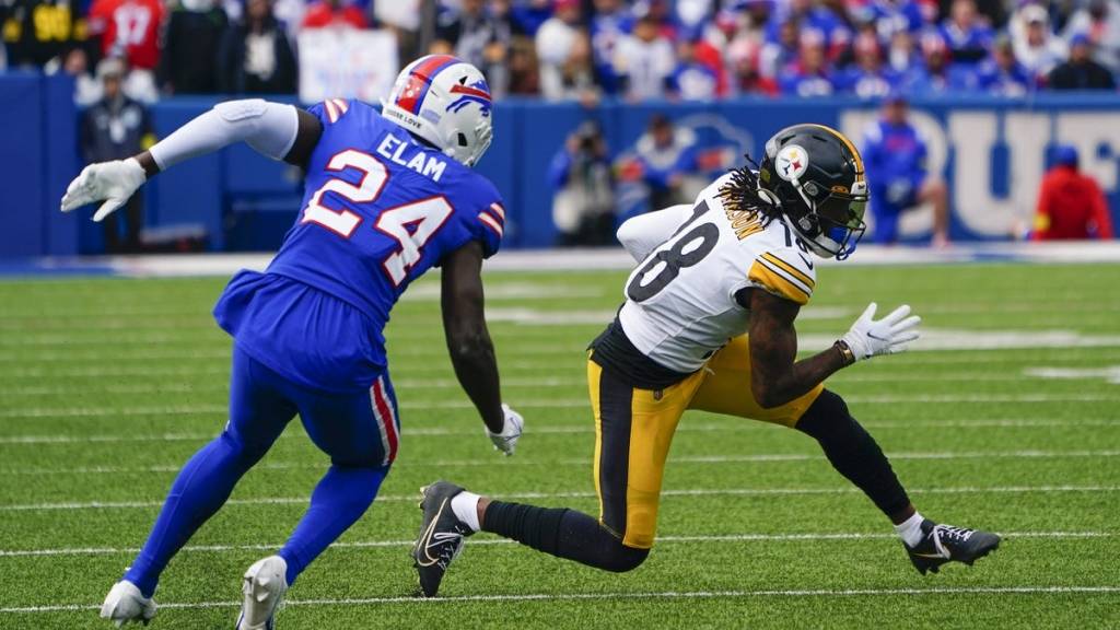 Diontae Johnson player props odds, tips and betting trends for Week 6 | Steelers vs. Buccaneers