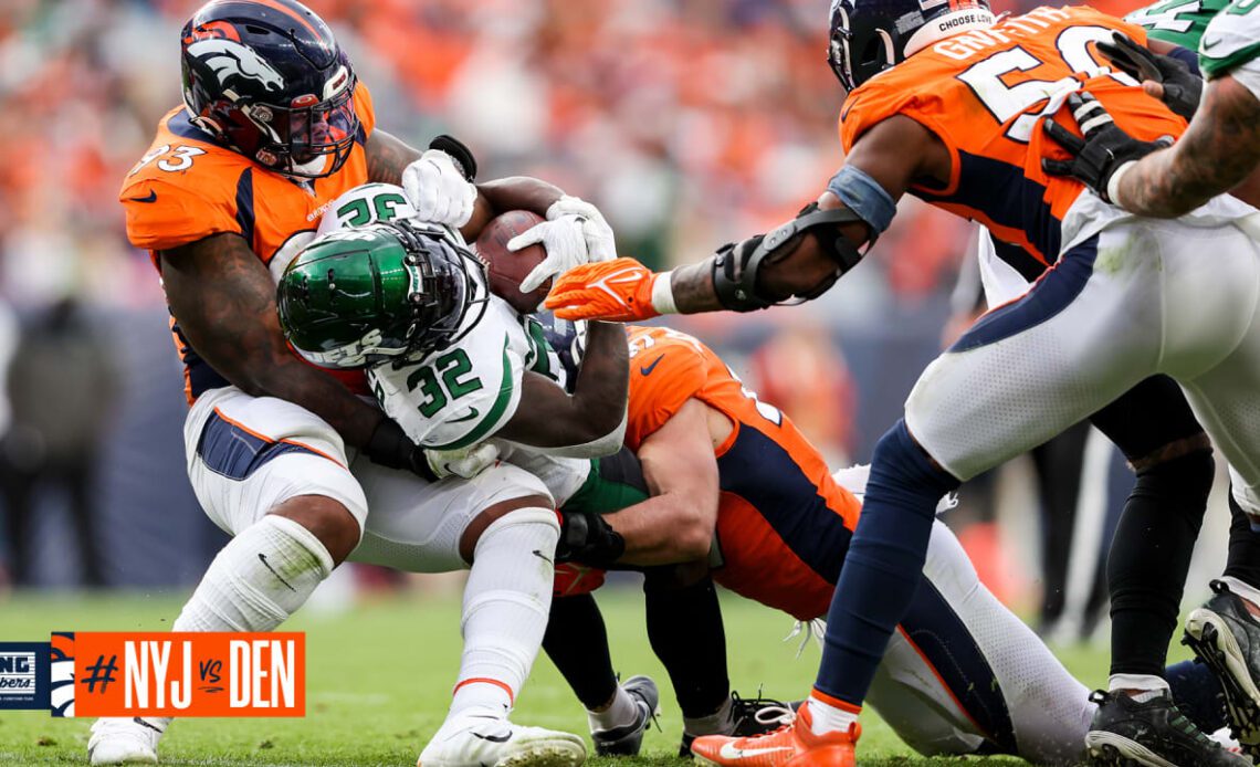Broncos vs. Jets game gallery: Denver in a tight battle vs. New York