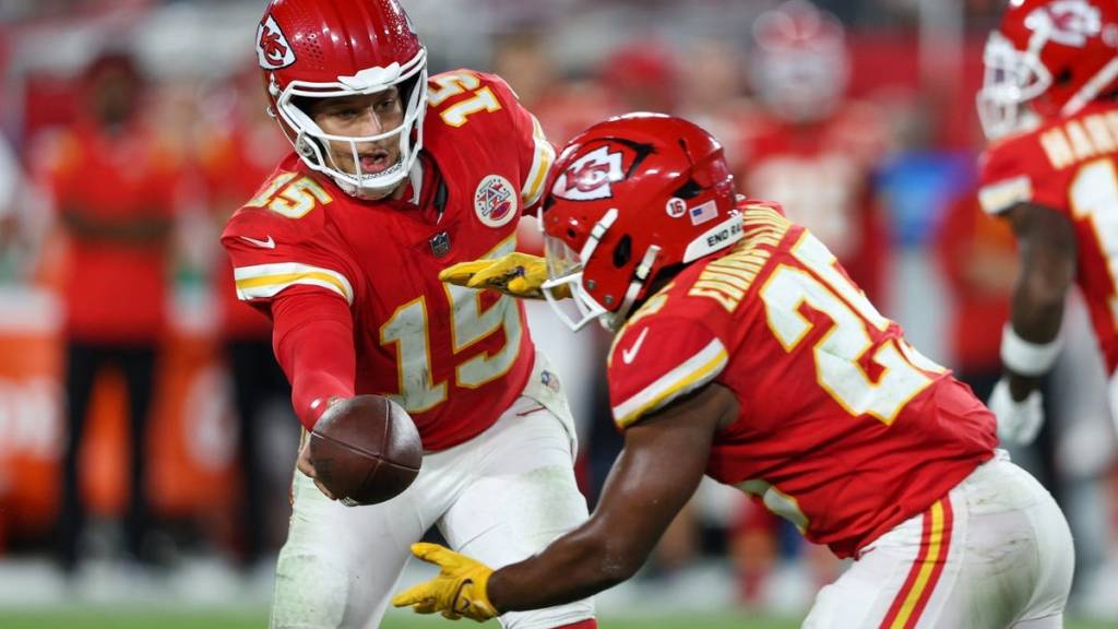 Clyde Edwards-Helaire player props odds, tips and betting trends for Week 5 | Chiefs vs. Raiders