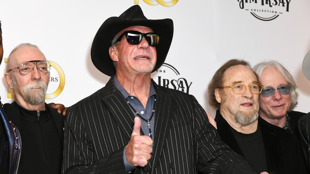 Jim Irsay discusses his comments on Dan Snyder