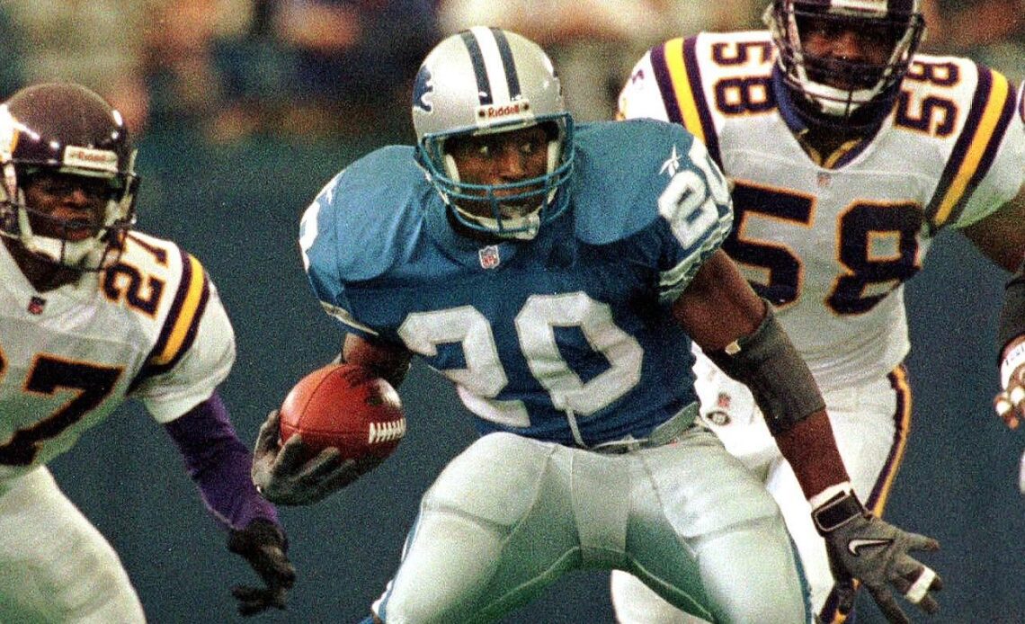 Lions to honor Barry Sanders with statue at Ford Field: Five amazing facts about Hall of Fame RB
