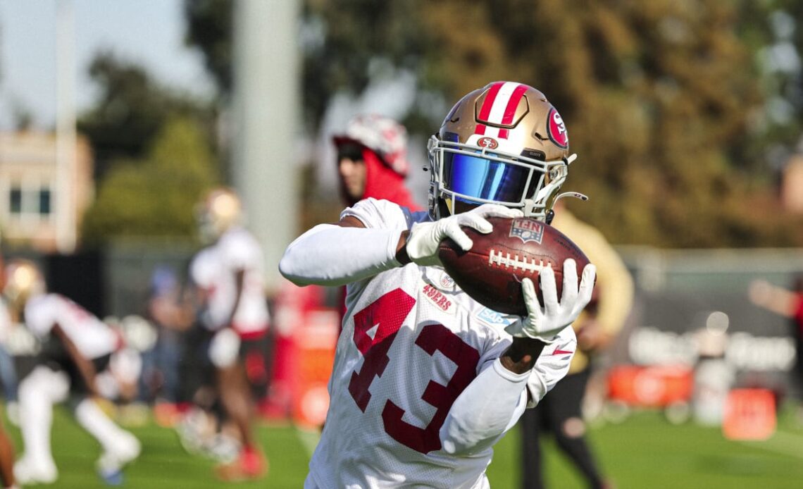 Los San Francisco 49ers Practican Antes de Recibir a los Chiefs en Casa