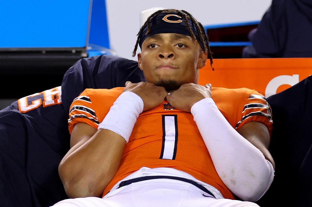 Matt Eberflus believes Justin Fields took step forward in Bears’ loss