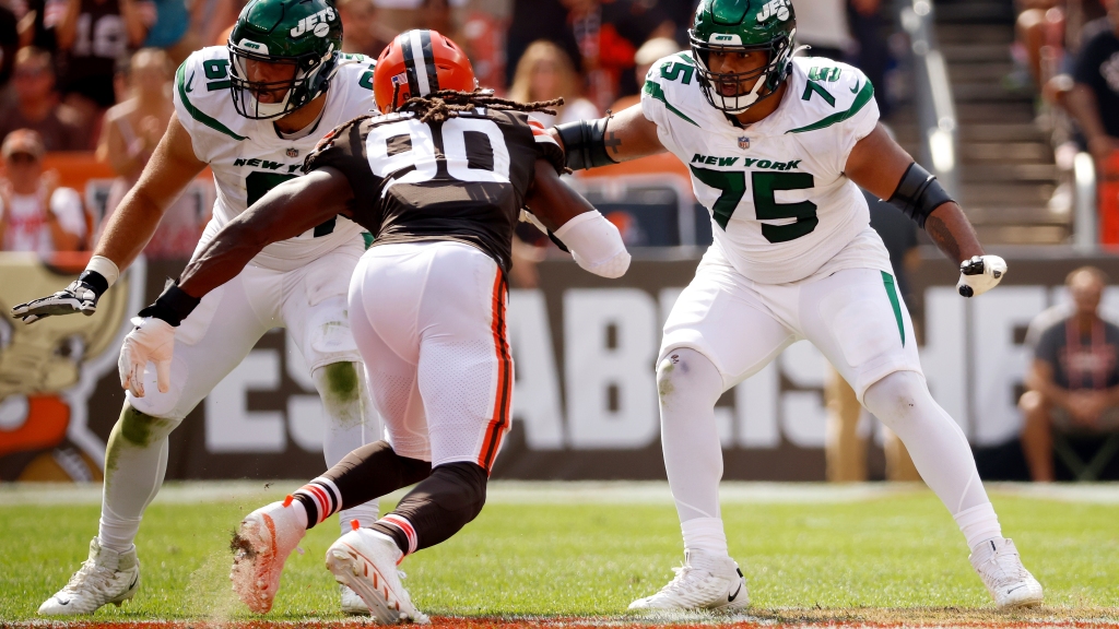 New York Jets lose top OL Alijah Vera-Tucker ahead of Bills meeting