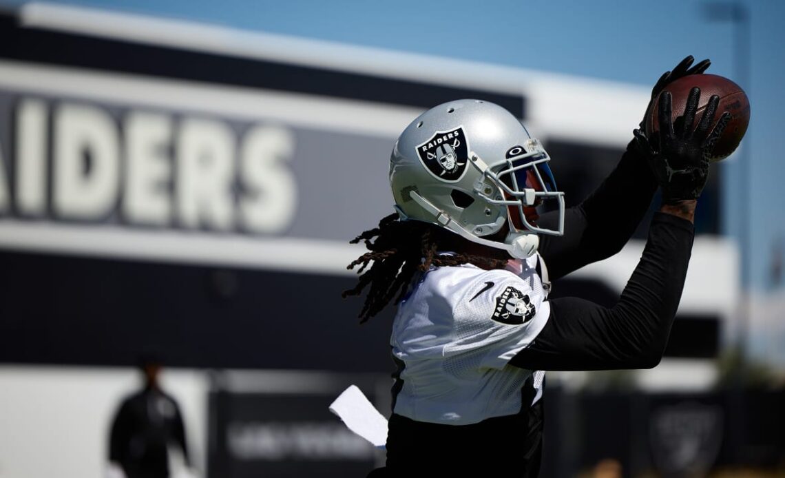 Raiders receivers looking to make big plays in hostile environment at Arrowhead Stadium