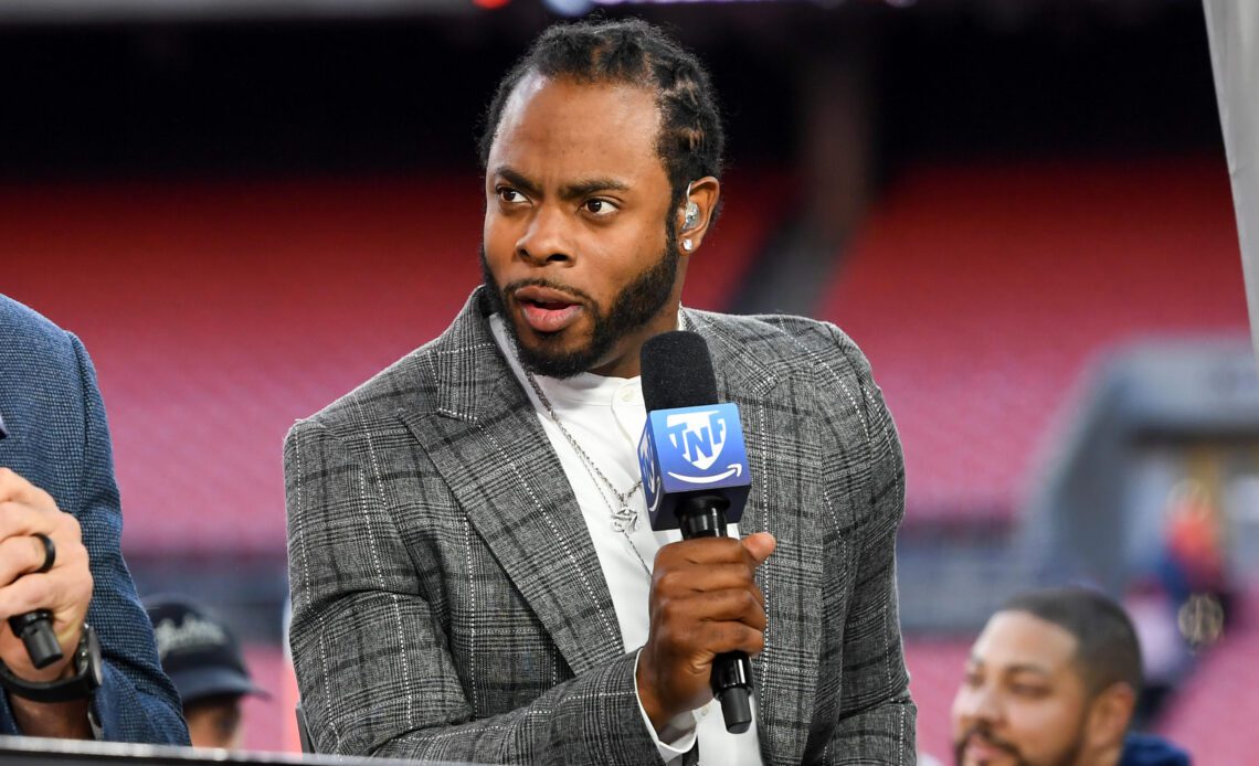 Richard Sherman rips Russell Wilson, Broncos over decision to not run ball on final play in loss to Colts