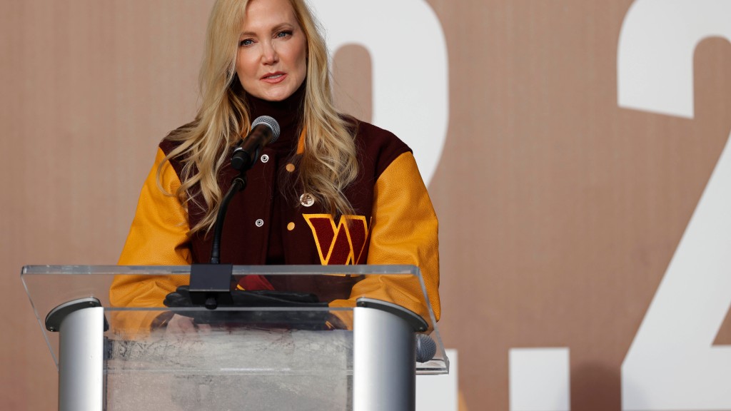 Tanya Snyder says ‘Hail to the Redskins’