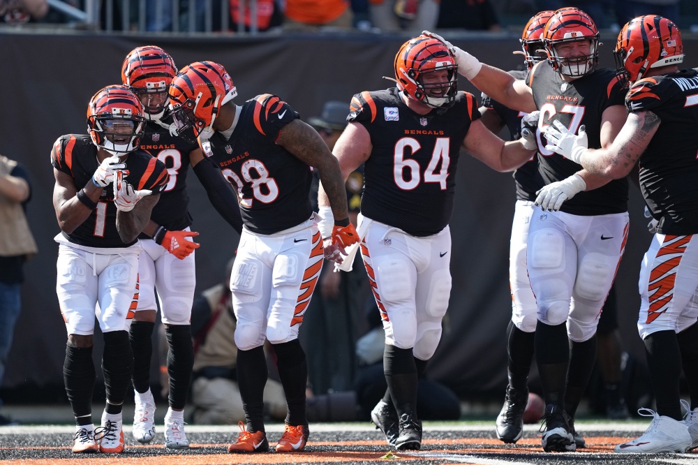 Ted Karras showed up at Bengals QB Jeopardy and predicted first TD