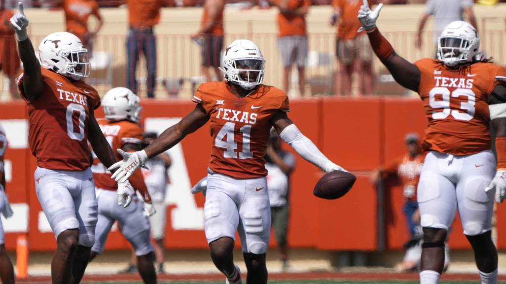 Texas LB Jaylan Ford named Big 12 Defensive Player of the Week