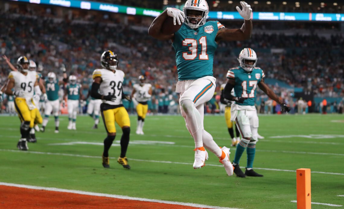 Winners, losers from Dolphins’ win vs. Steelers