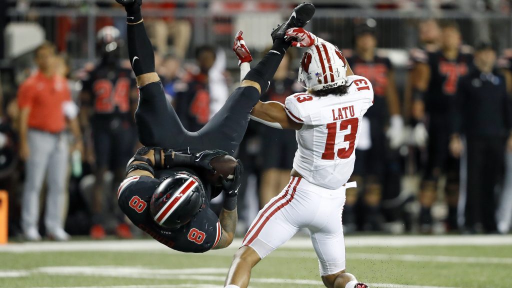 Wisconsin S Kamo’i Latu wins B1G Defensive Player of the Week