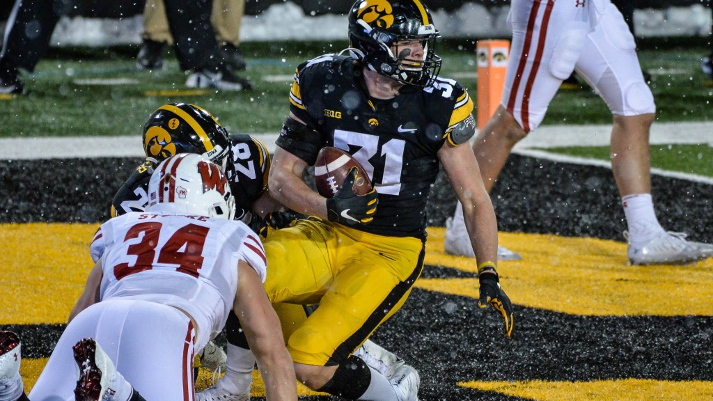 'It’s all you can ask for': Iowa players embracing frosty weather forecast in trip to Minnesota