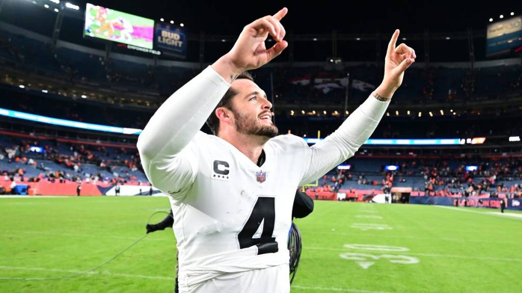 Derek Carr player props odds, tips and betting trends for Week 12 | Raiders vs. Seahawks