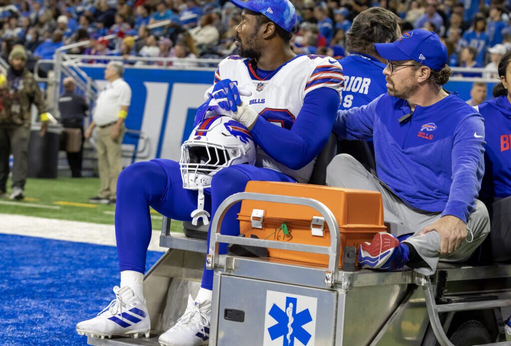 Bills' Von Miller Avoids ACL Tear; Return Timetable Uncertain