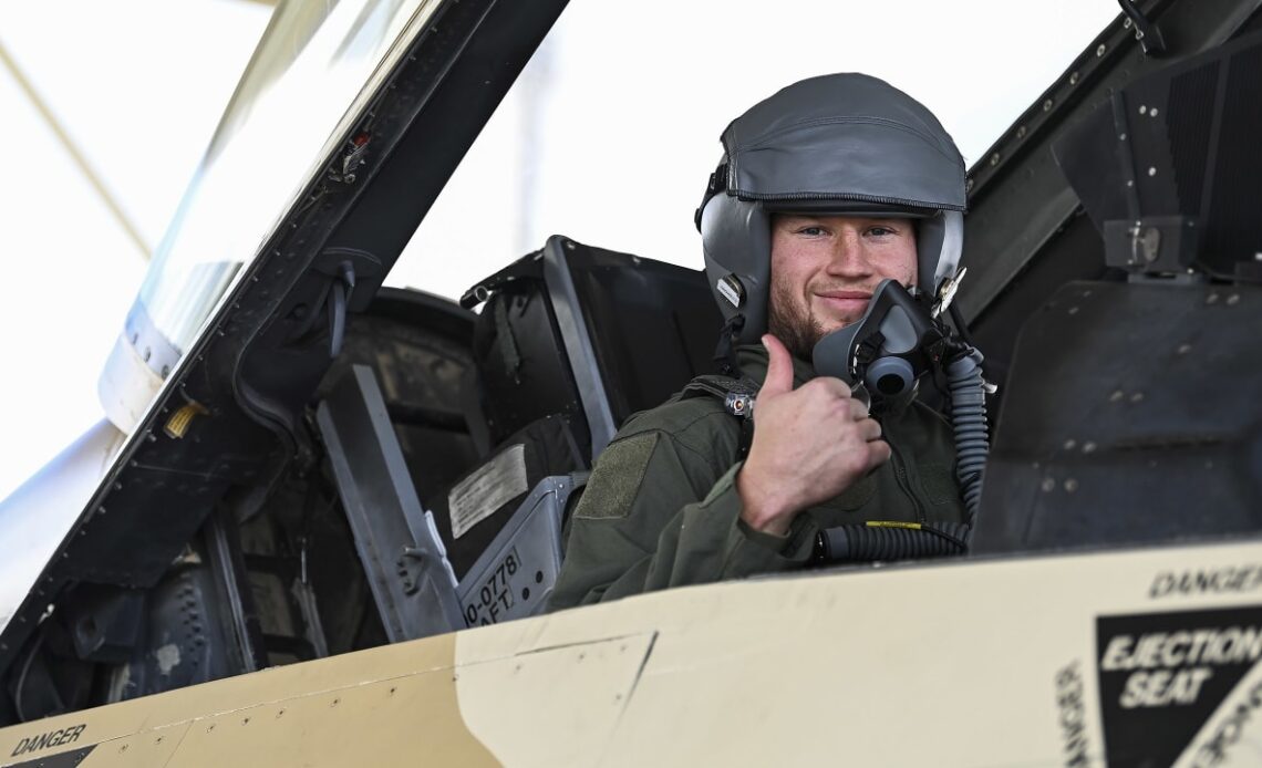 Dennis Gardeck Flies As Cardinals Visit Luke Air Force Base 