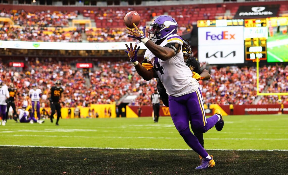 Game Photos: Vikings at Commanders