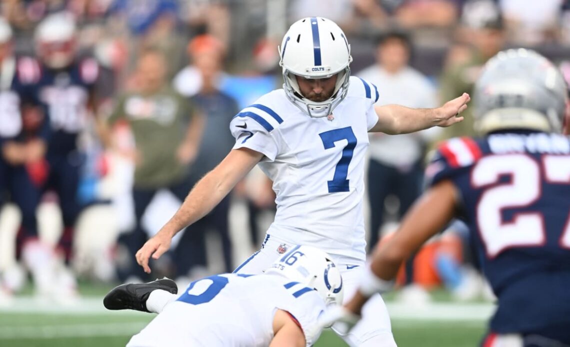 HIGHLIGHT | McLaughlin's corkscrewing 40-yard FG gets Colts their first points of game