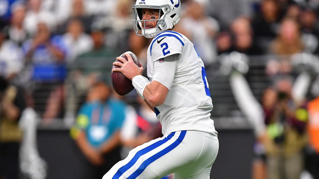 Indianapolis Colts’ Matt Ryan sneaks in TD vs. Raiders