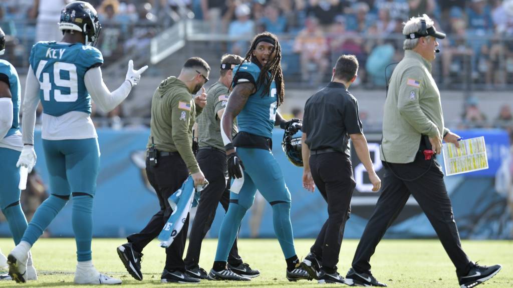 Jaguars DB in concussion protocol