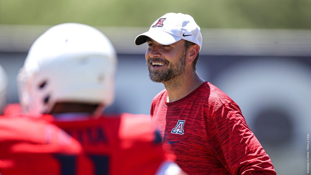 Jimmie Dougherty Nominated for Broyles Award