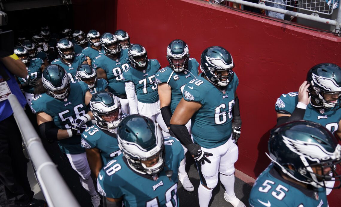 NFL experts are picking Philadelphia in Week 10