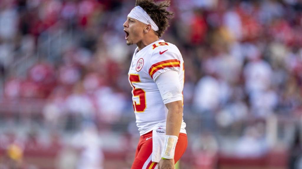 Patrick Mahomes II player props odds, tips and betting trends for Week 9 | Chiefs vs. Titans