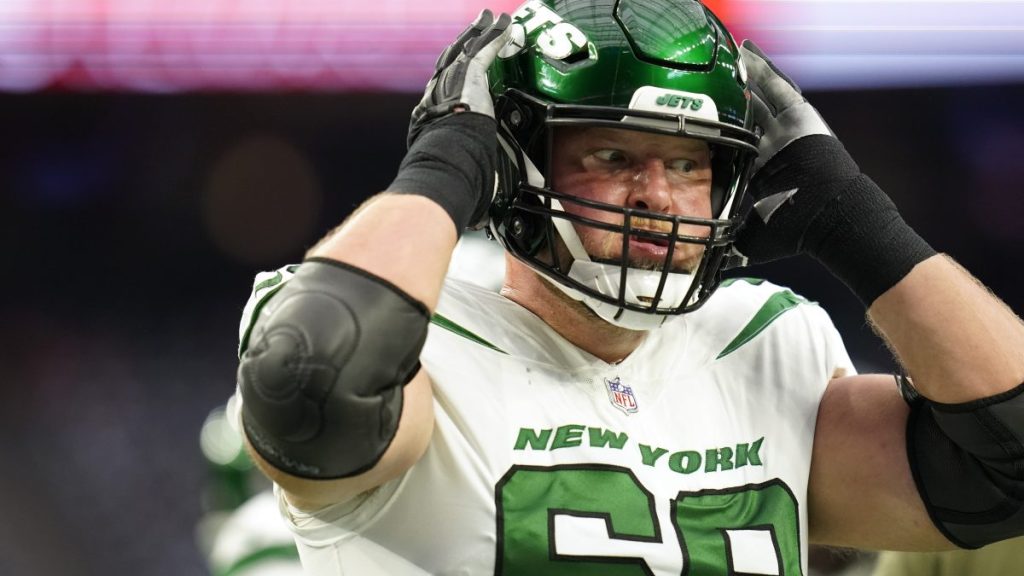 Patriots pluck Conor McDermott from Jets practice squad