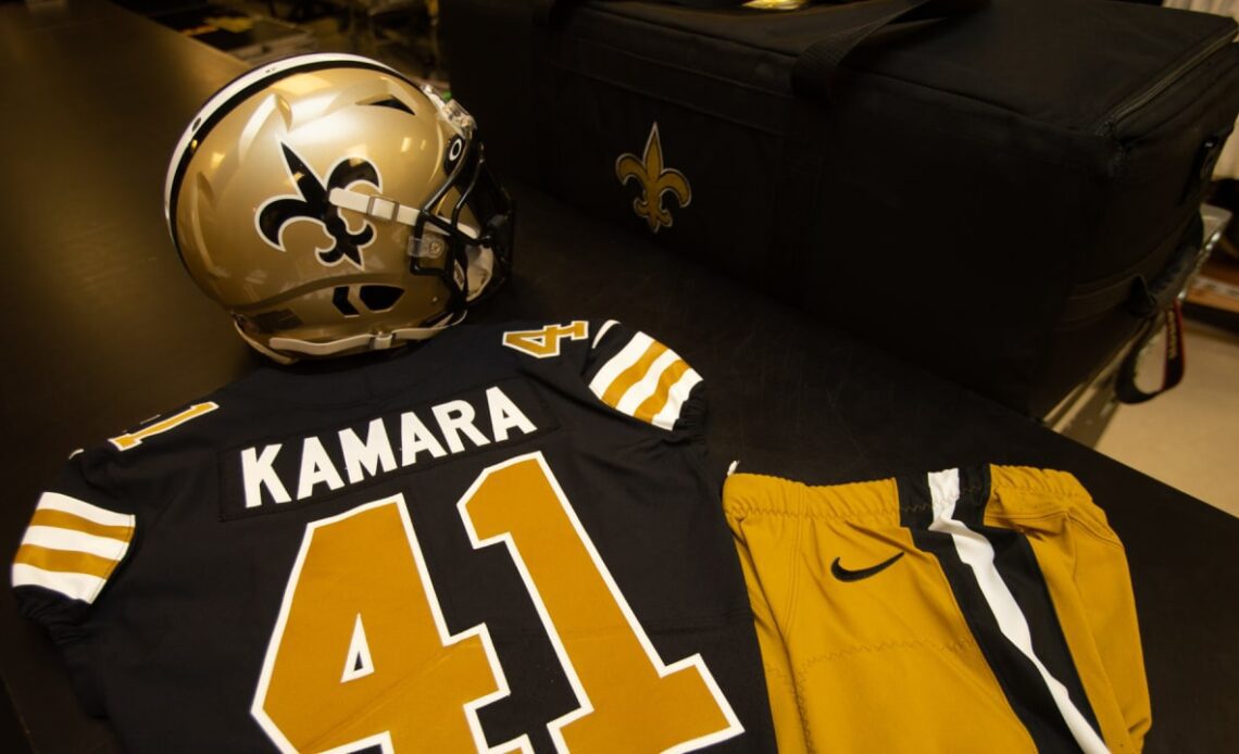 Photos: Saints Throwback Uniforms | 2022 Week 11 vs Los Angeles Rams