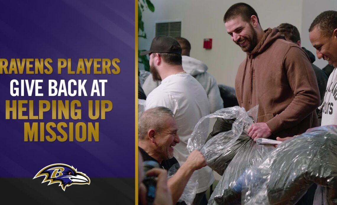 Ravens Players Give Back at Helping Up Mission | Baltimore Ravens