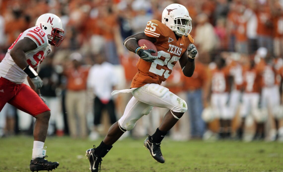 Texas Longhorns running back is closing in on history