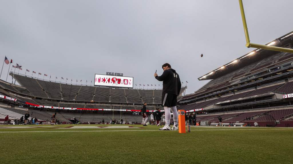 USA Today Week 12 Report Card: Aggie fans turn near empty Kyle Field into a playground!