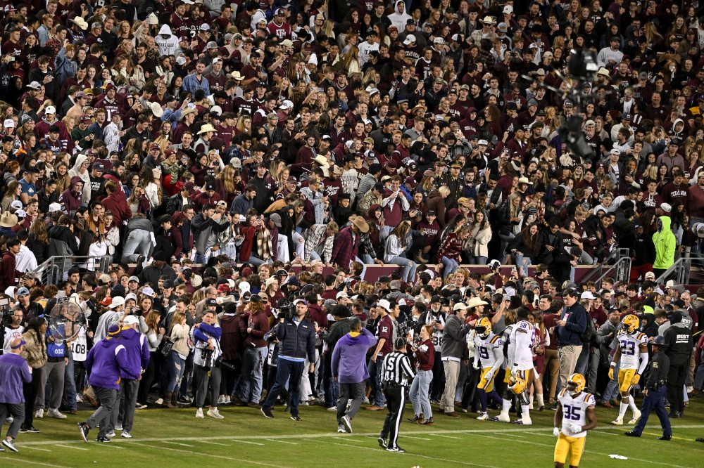 Aggie kicker Caden Davis has entered the transfer portal