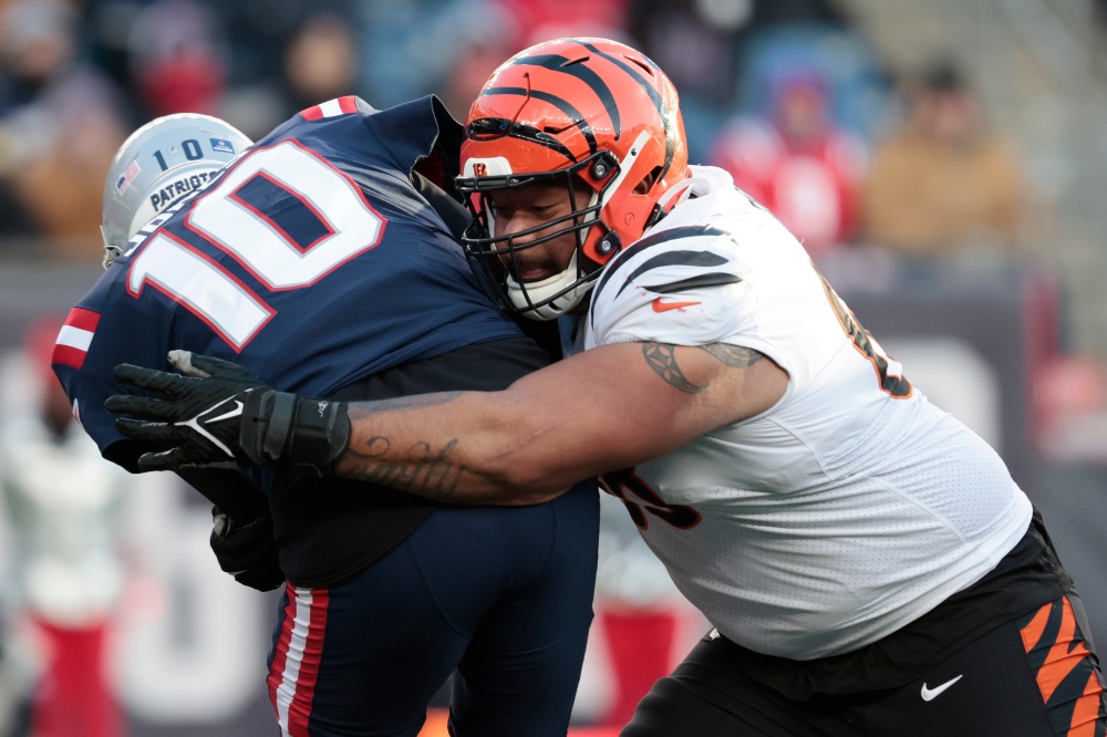 Andrew Whitworth to the Bengals movement gains steam