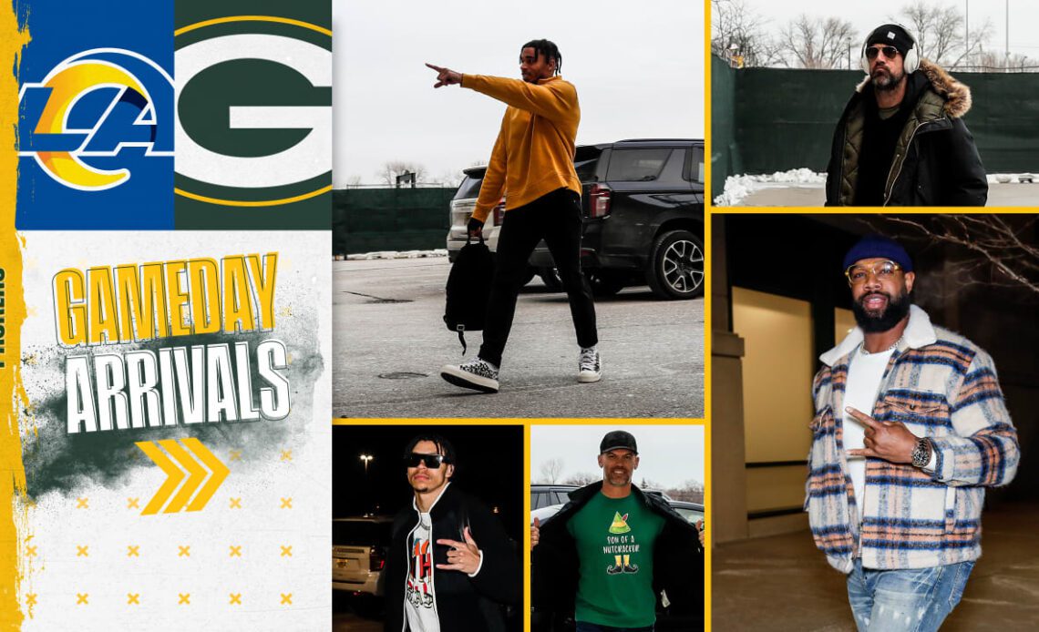 Arrival Photos: Packers walk into Lambeau Field for Rams game