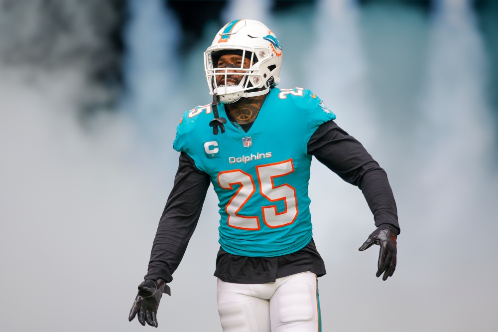 Dolphins QB Tua Tagovailoa officially OUT vs. Patriots