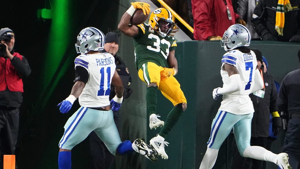 Packers RB Aaron Jones named finalist for 2022 Art Rooney Sportsmanship Award