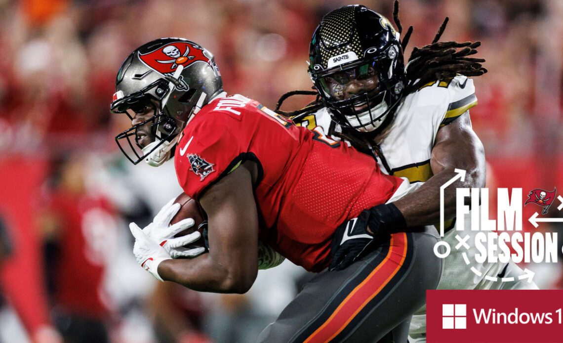 Ronde Barber Breaks Down Key Plays From Week 13 vs. New Orleans Saints | Film Session