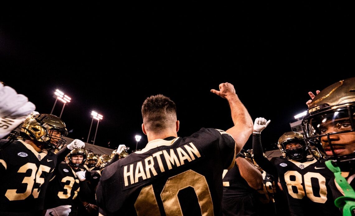 Sam Hartman Named Manning Award Finalist