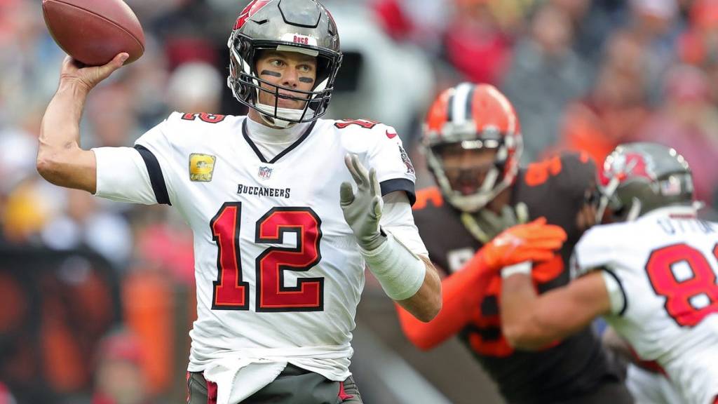Tom Brady player props odds, tips and betting trends for Week 13 | Buccaneers vs. Saints