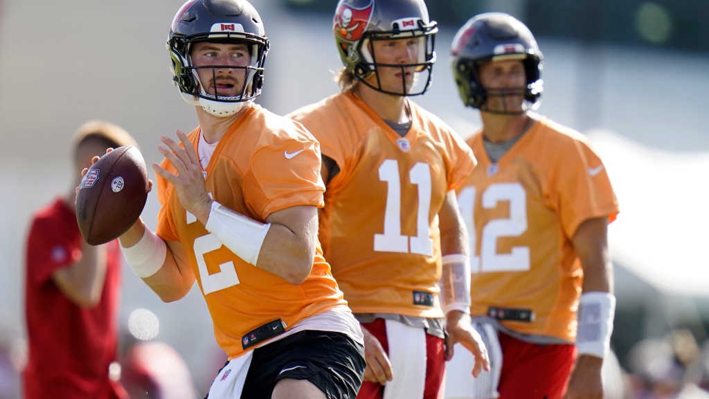 Who are the Bucs' potential QB options for 2023?