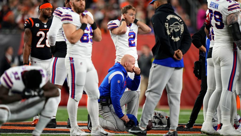 Bills Bengals players react, send messages of support for Damar Hamlin