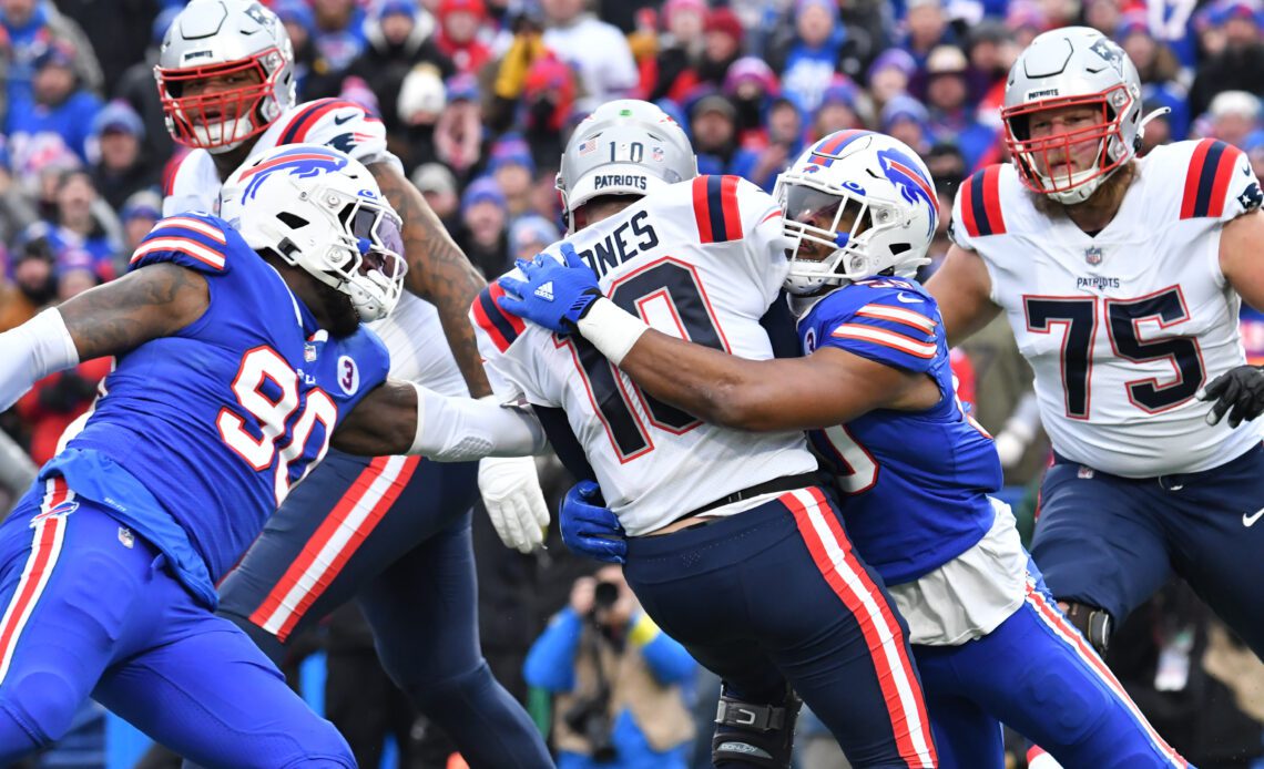 Bills dominate Patriots in 2022 finale