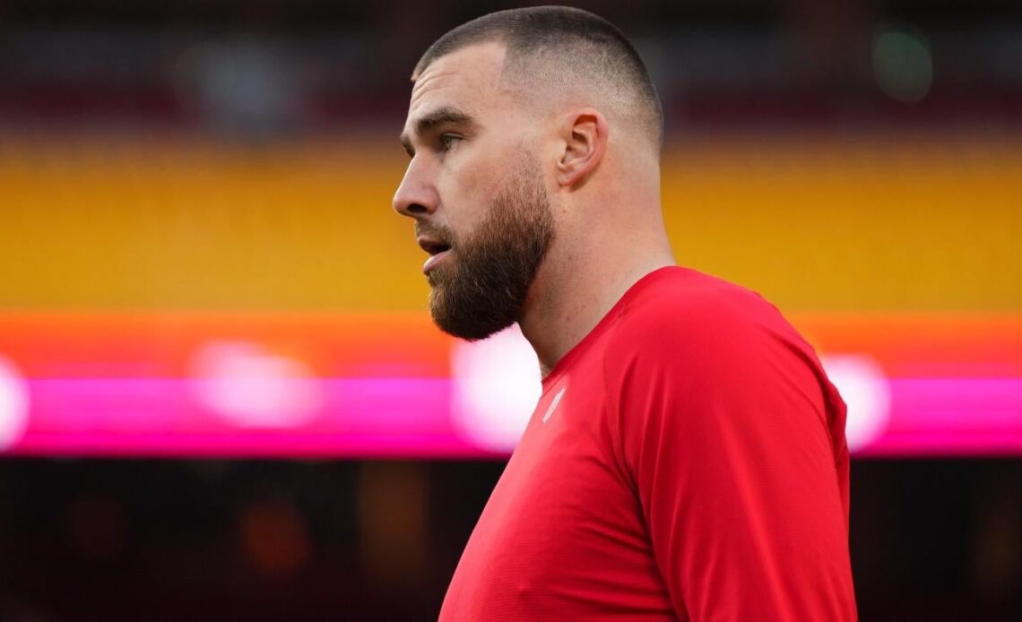 Chiefs' Travis Kelce to play vs. Bengals in AFC Championship despite back injury; Mecole Hardman also active