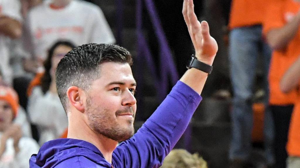 Riley elaborates on Clemson’s offensive identity