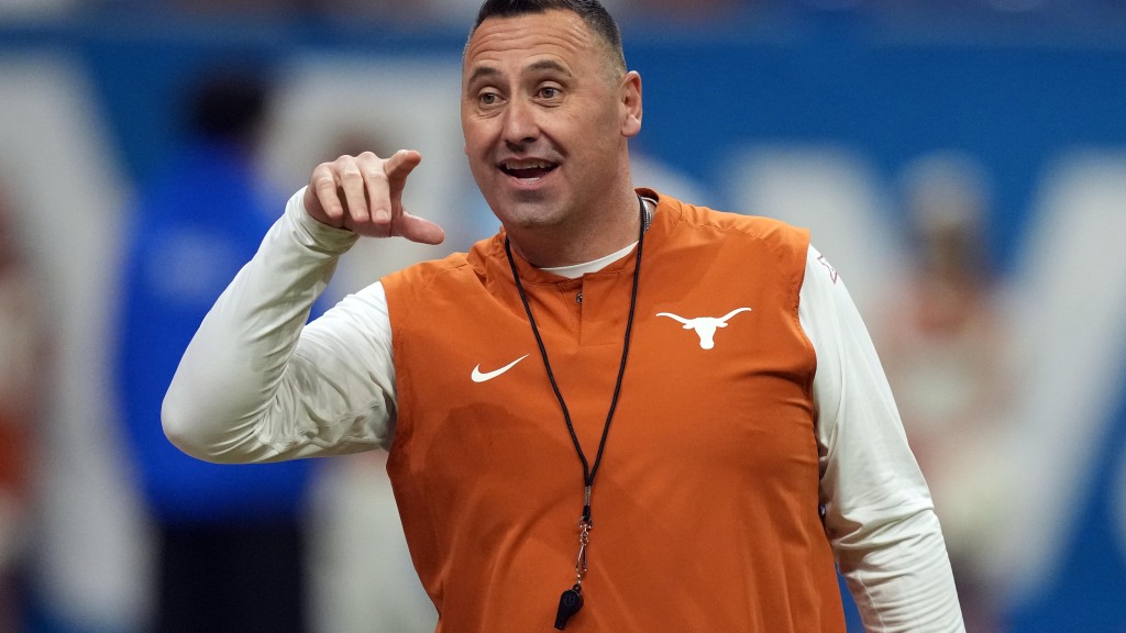 Texas lands commitment from 2023 four-star DB Warren Roberson