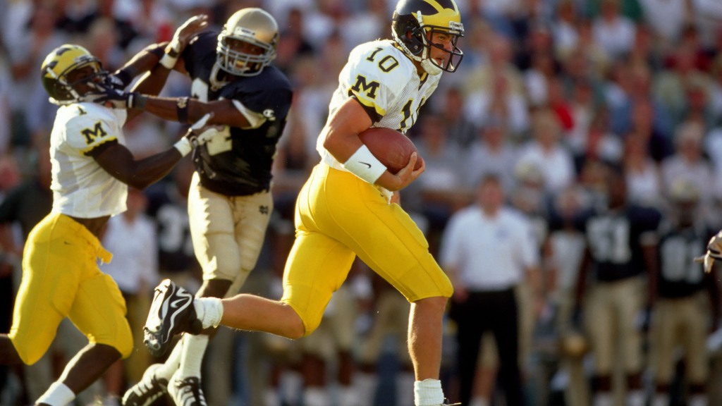 Twitter reacts to former Michigan football legend Tom Brady retiring