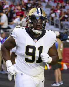 Eagles Sign DL Kentavius Street