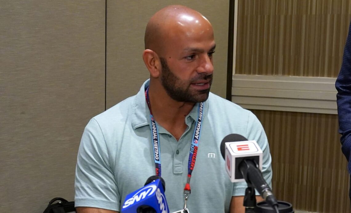 HC Robert Saleh 'Confident' Things Will Work Out in Jets’ QB Plan